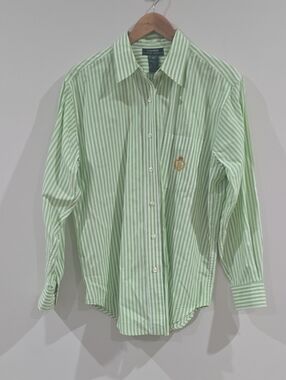 VTG Lauren Ralph Lauren Women's Button-Up Shirt is a stylish Green And White 10